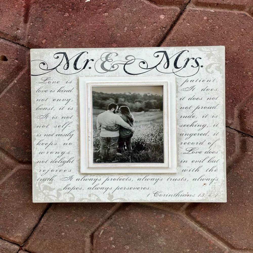 MR & MRS FRAME