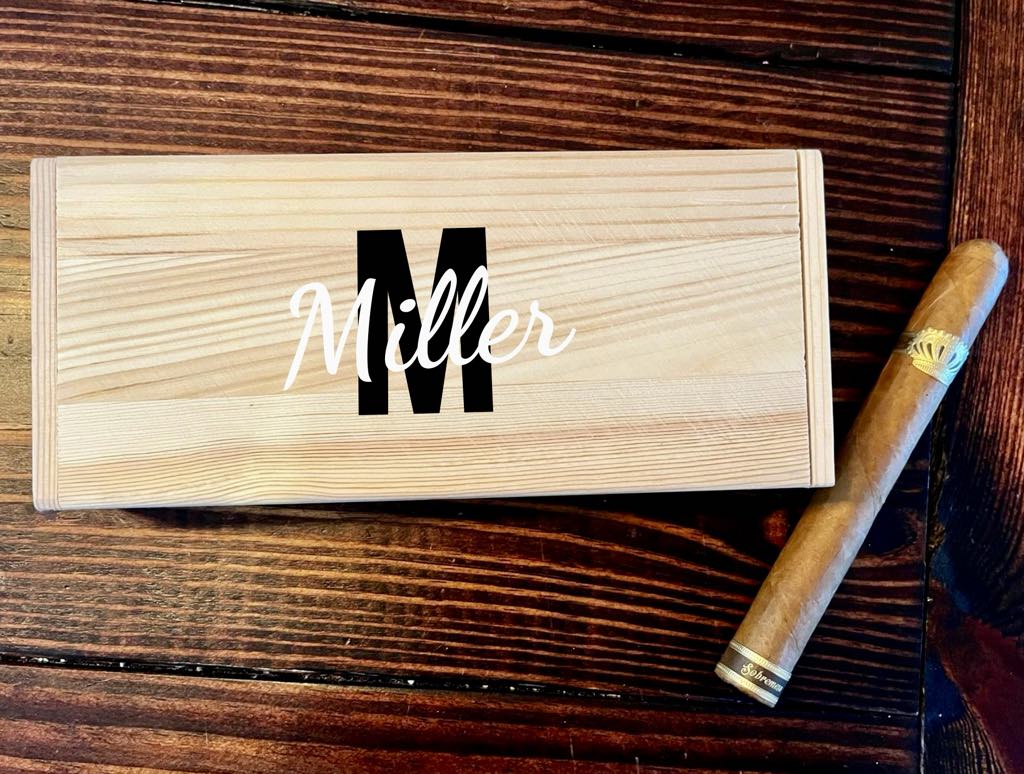 PERSONALIZED CIGAR ACCESSORY BOX